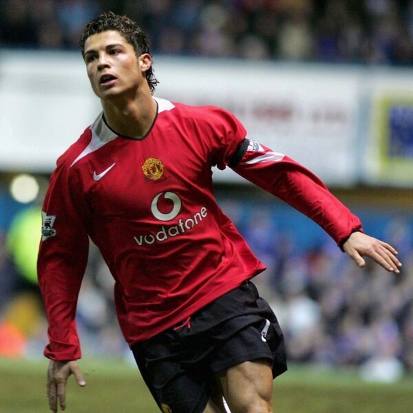 MANCHESTER UNITED 2004/05 **SPECIAL RETRO**