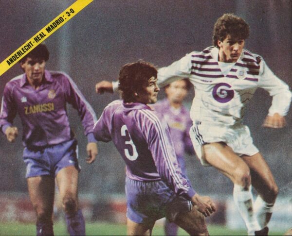 REAL MADRID 1982/83 VISITANTE **SPECIAL RETRO**