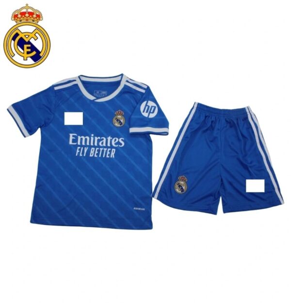 EQUIPACIÓN REAL MADRID 2025/26 **3º EQUIPACIÓN**