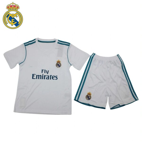 EQUIPACIÓN REAL MADRID 2017/18