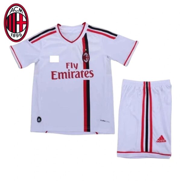 EQUIPACIÓN AC MILAN 2011/12