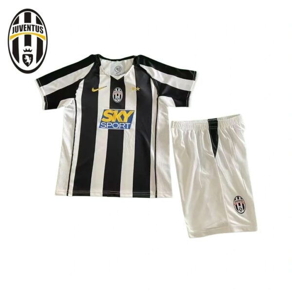 EQUIPACIÓN JUVENTUS FC 2004/05
