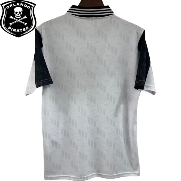 ORLANDO PIRATES 60º ANIVERSARIO