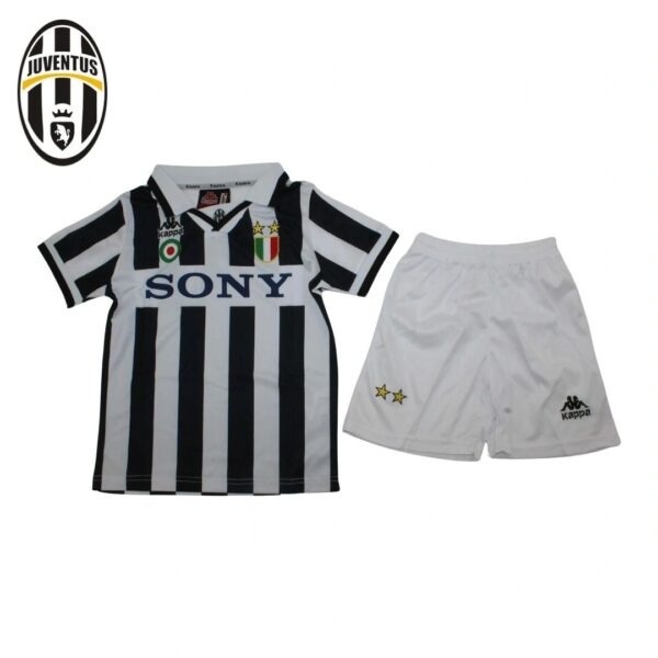 EQUIPACIÓN JUVENTUS FC 1995/96
