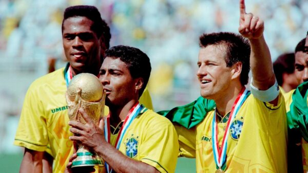 BRASIL 1994 **CAMPEÓN DEL MUNDO**