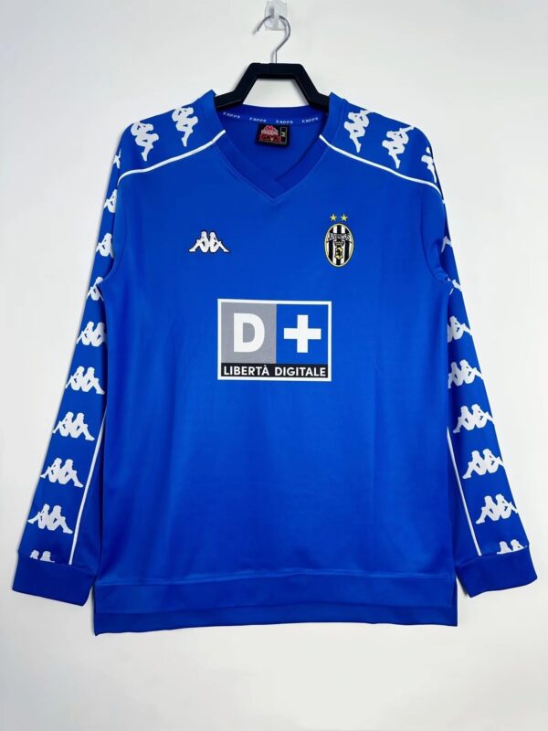 JUVENTUS 1999/00