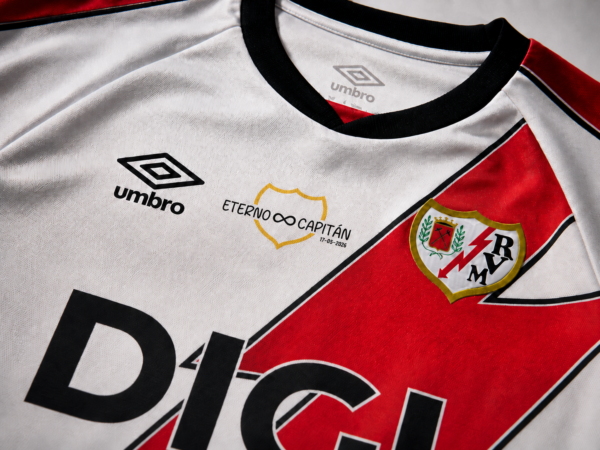 ecffb4b1-42dc-4102-803b-d8c3abaa45ac RAYO VALLECANO 2025/26 **ETERNO CAPITÁN**